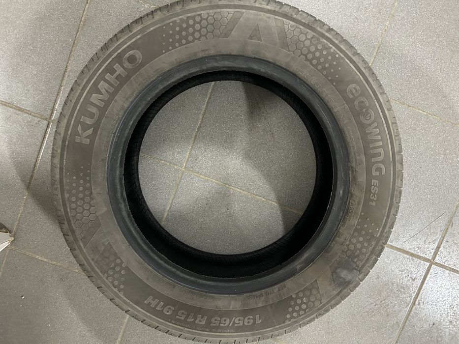 Продам шины летние KUMHO