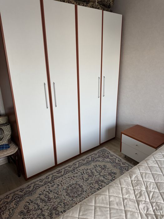 Спальный гарнитур +ортопедический матрас