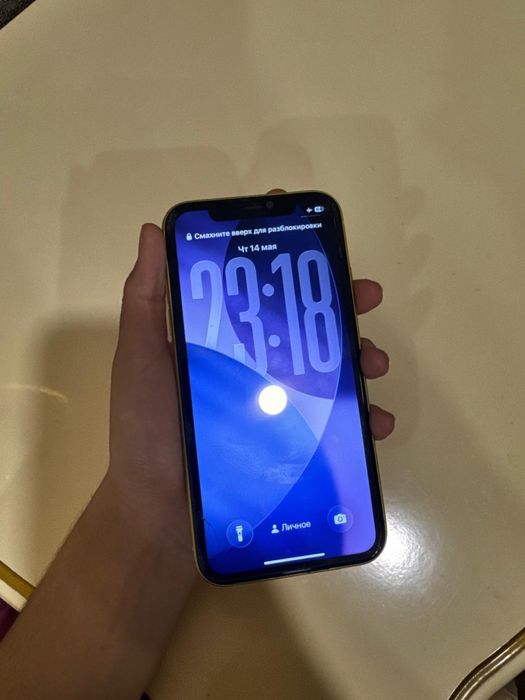 Iphone 11 продам