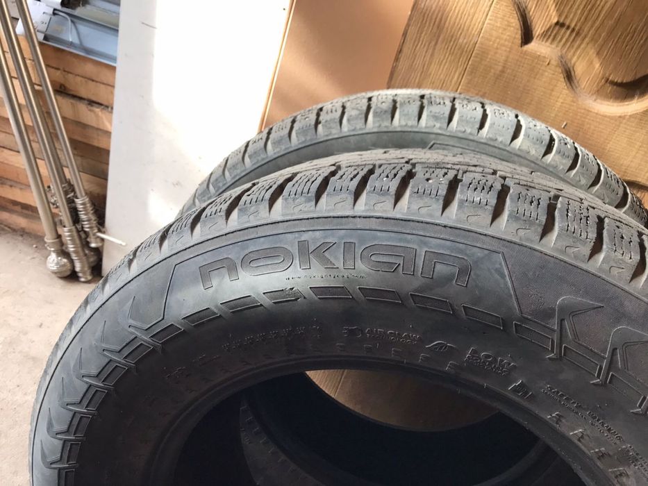 Продам шины Nokian