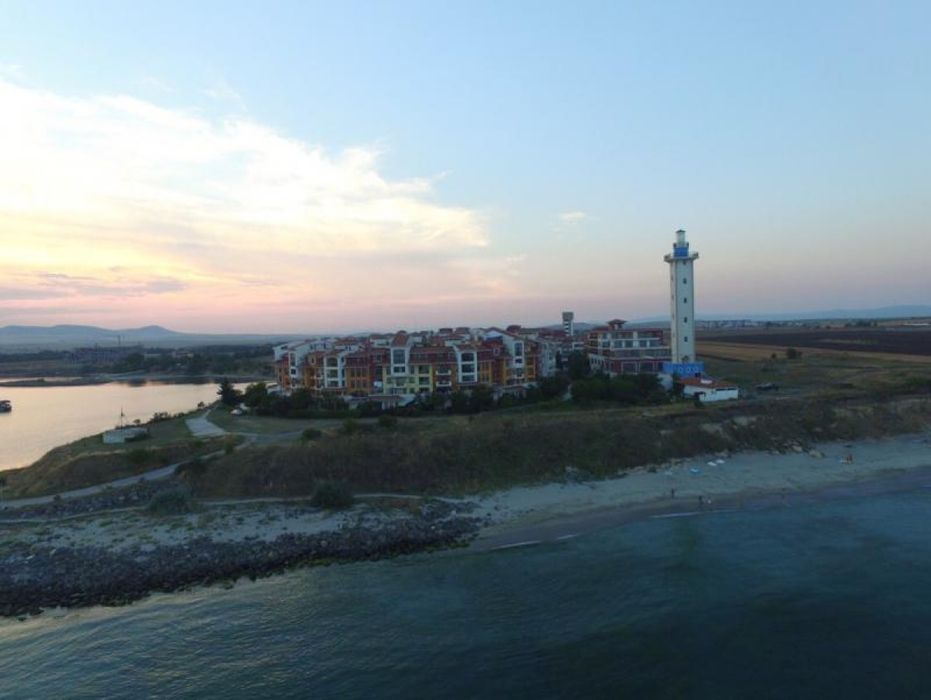 Дава се под наем Едностаен апартамент в Ахелой - 48 кв.м за 370 € - Снимка #3