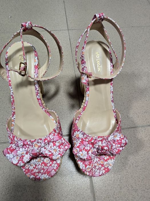 Розови сандали на платформа, тип еспадрили, 38-ми номер