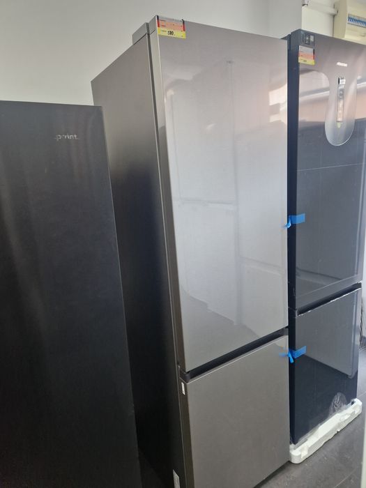 Хладилник фризер Samsung 201 см  SmartHome