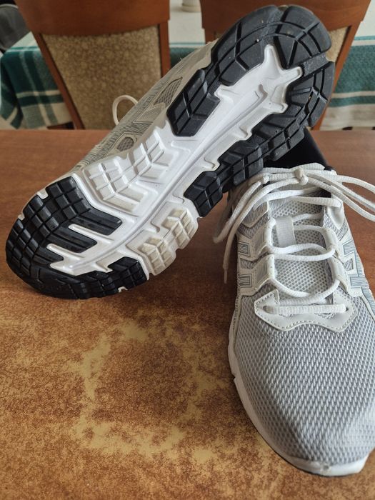 Маратонки Асикс бели