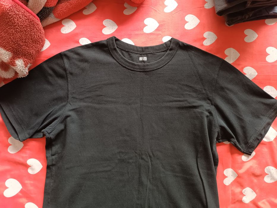 Оригинальная футболка Uniqlo