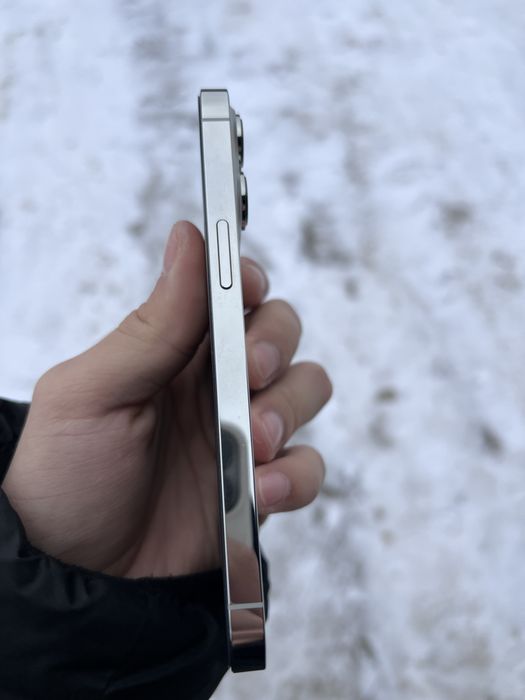 Iphone 13 pro белого цвета