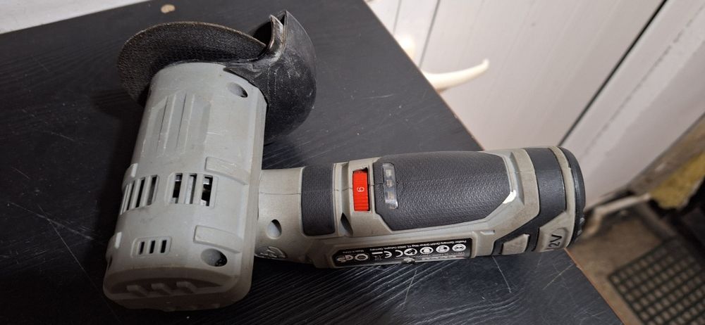 Set polizor unghiular si slefuitor multifunctional  XCeed