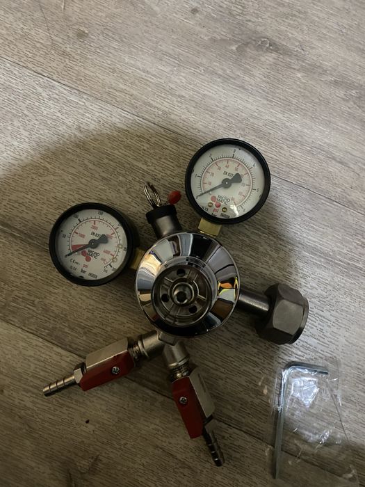 Редуктор для балона