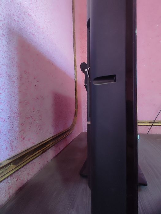 Телевизор artel 32 в идеальном состоянии по  хорошем цене