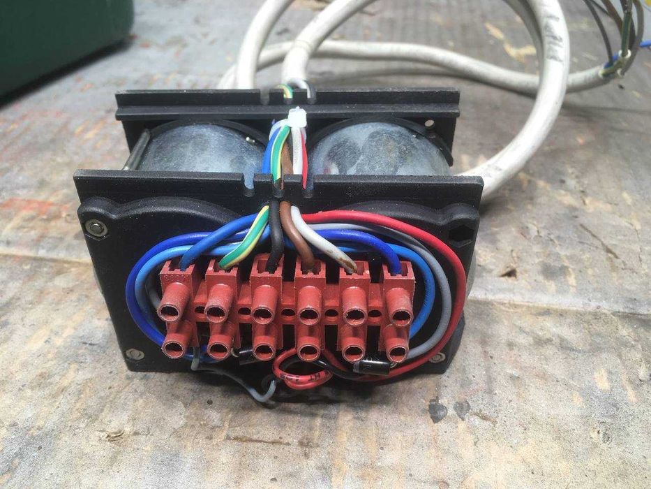 Оригинален соленоид (контактор) Lewmar 24V за якорна лебедка