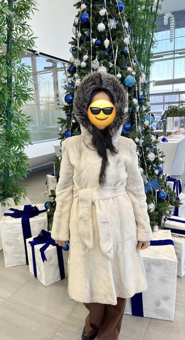 Норковая шуба, капюшон чернобурка