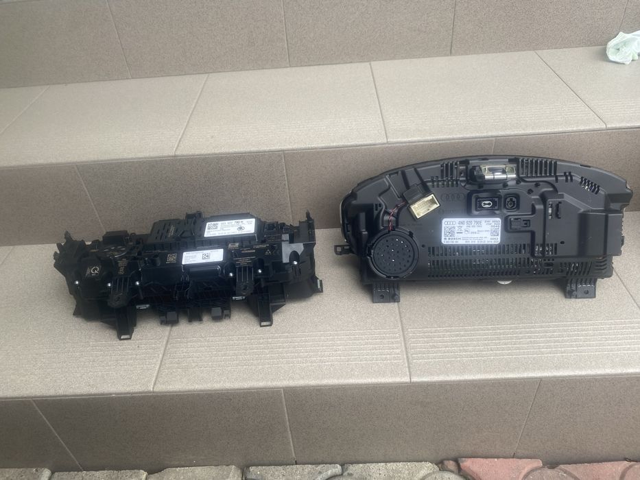 Virtual cockpit skoda kodiak 565 audi A8 4N0920790E