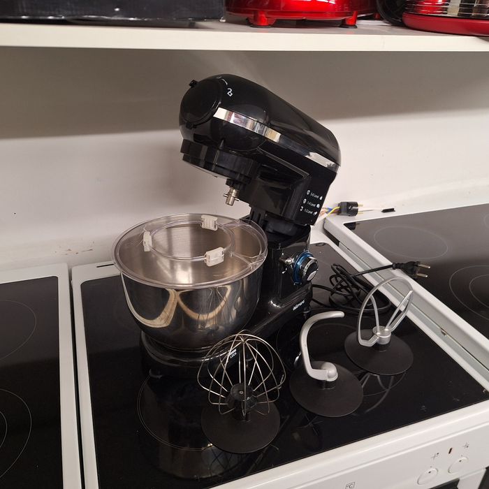 Кухненски робот тестомесачка Делимано Про 1400W/4.5 литра