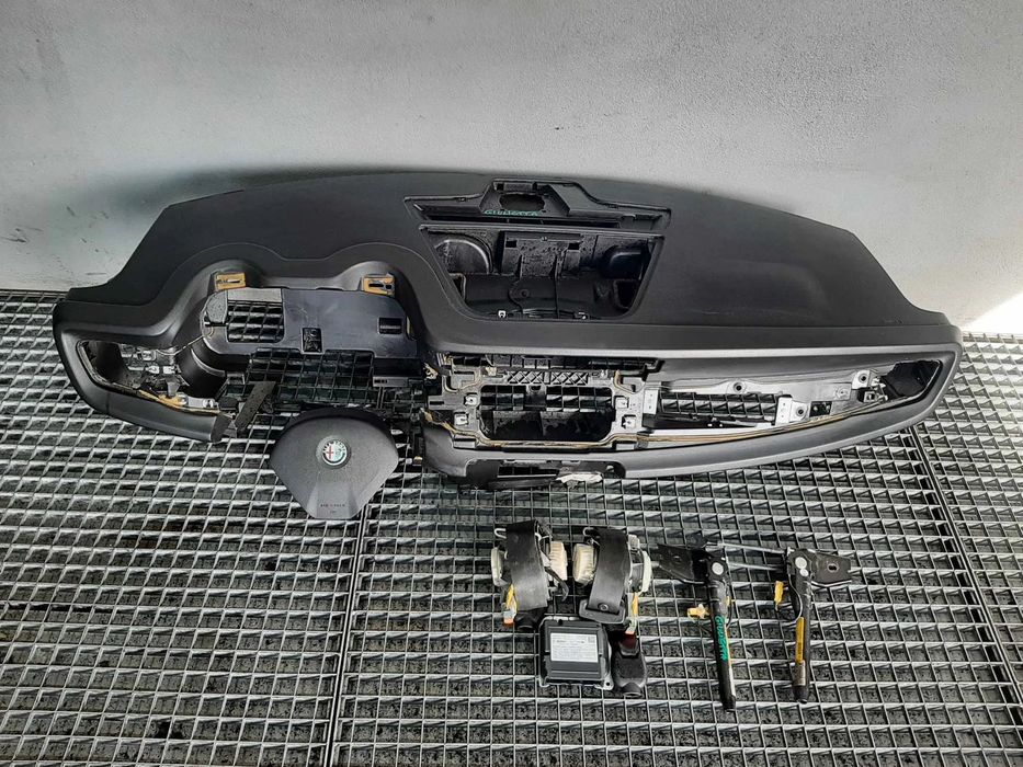 kit plansa bord alfa romeo giulietta 940