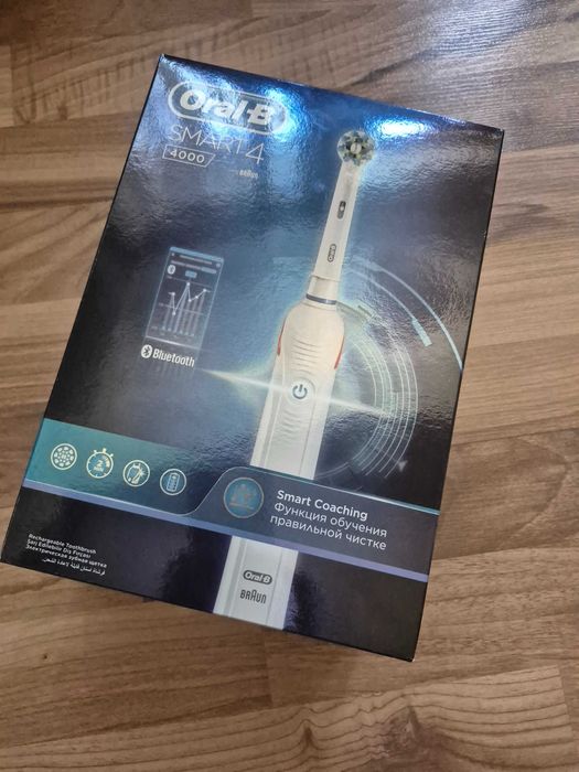 Periuța electrică Oral B Smart4 4000 nouă