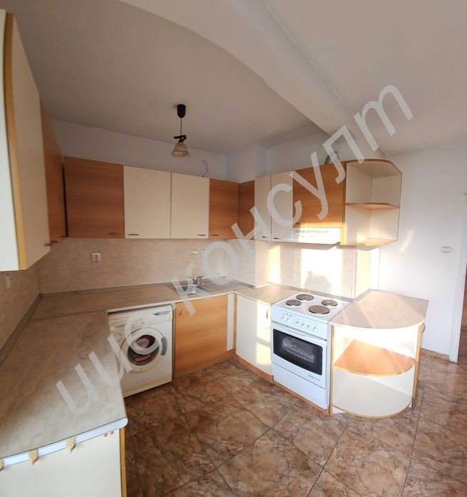 Продава се Тристаен апартамент в Велико Търново, Бузлуджа - 105 кв.м за 1600 €/кв.м - Снимка #3