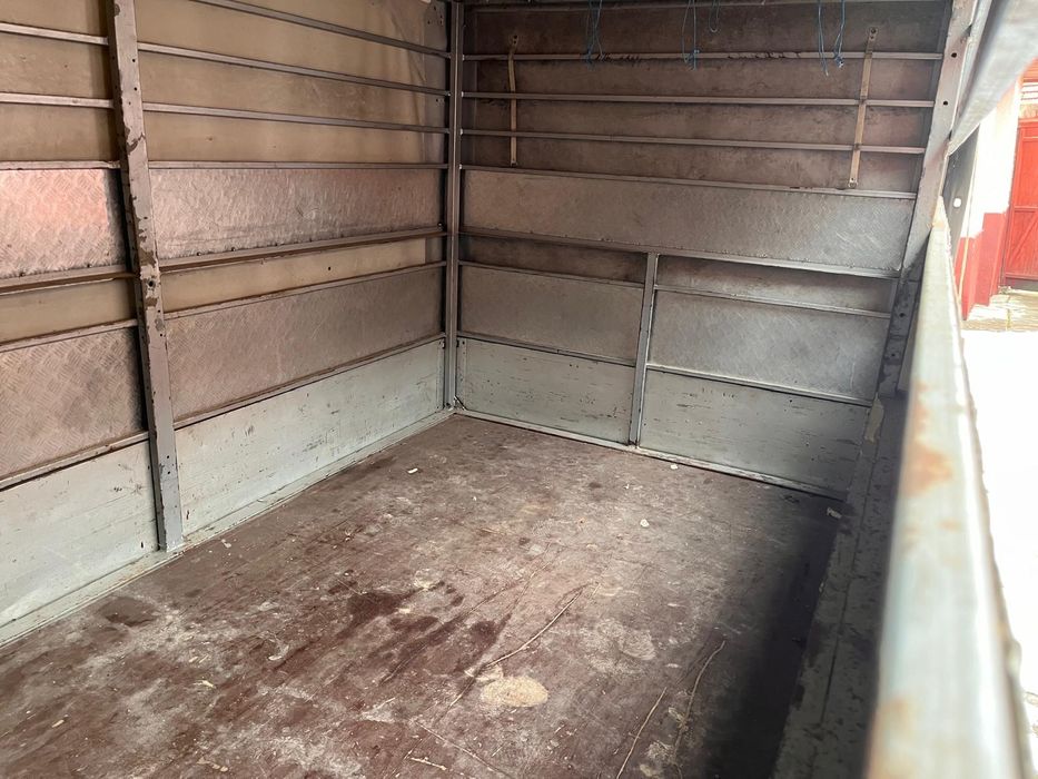 Vând remorcă humbaur cu sistem de frânare ,2000kg