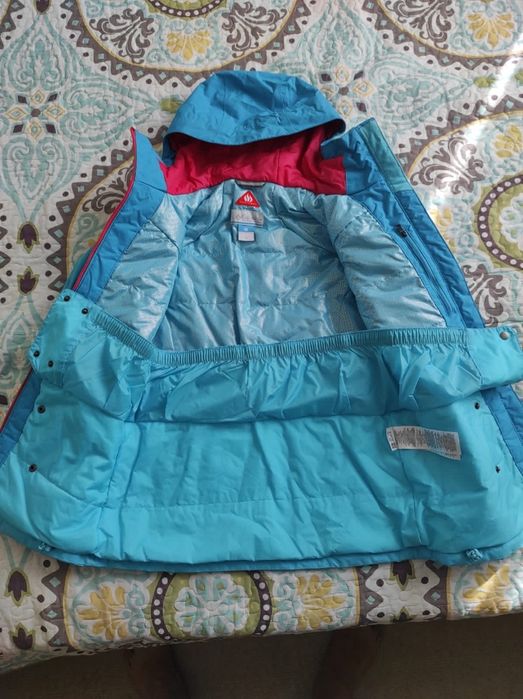 Продам Женскую куртку