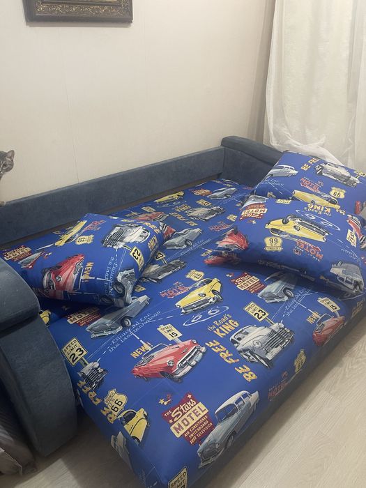 Продается удобный диван