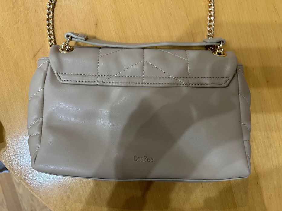 НОВА дамска чанта