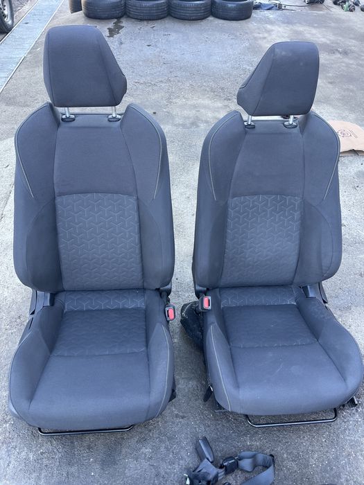 Interior / Scaune / Bancheta Toyota Corolla E210