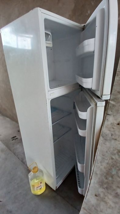 Бу стиральный и холодильник