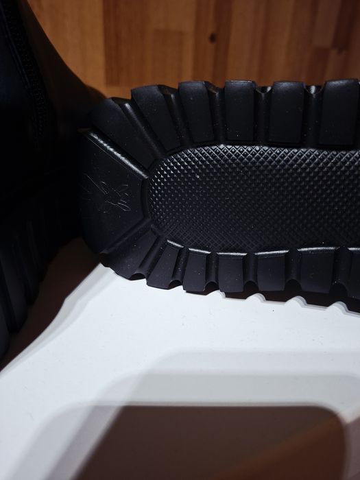 Оригинални ботуши на Patrizia pepe