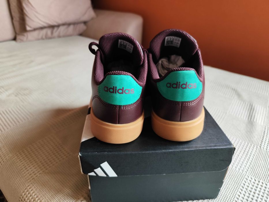 Кожени кецове Adidas 42
