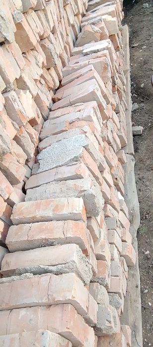 Срочно продам кирпич