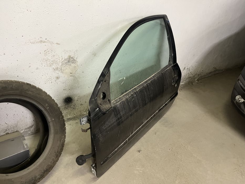 Части Пежо 206 Черно