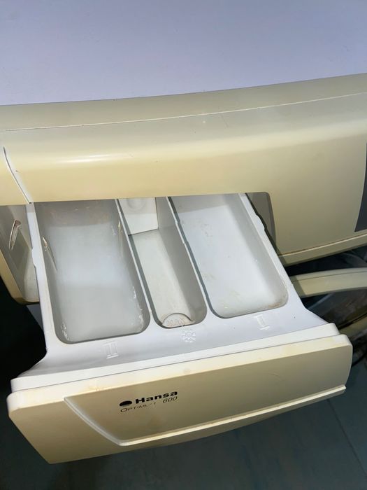 Стиральная машинка Hansa