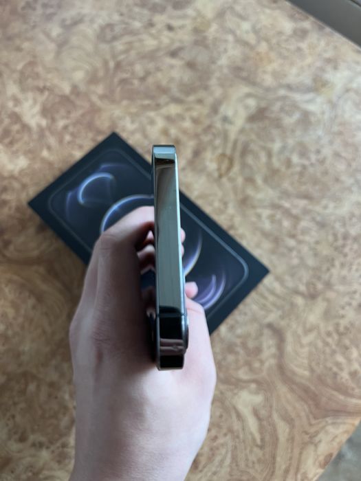 Iphone 12 pro продам