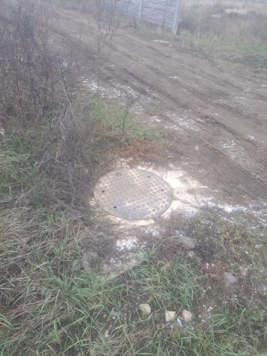 Vanzare teren intravilan