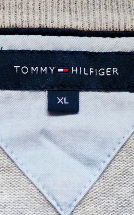 Pulover Tommy Hilfiger