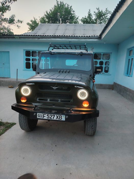 Uaz 469 sotiladi