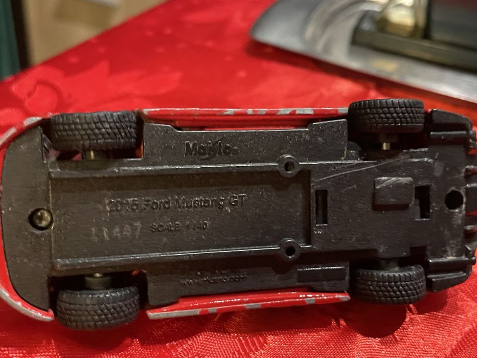 Mașinuță metalică MAISTO Ford Mustang GT