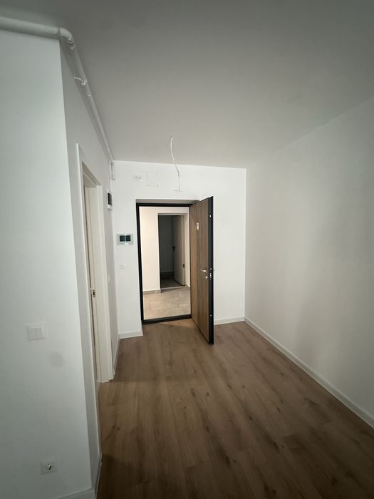 Garsoniera nemobilata si neutilata, zona metrou N Teclu