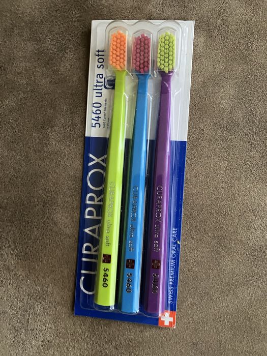Четки за зъби CURAPROX