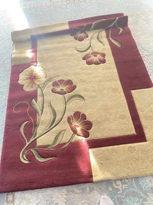 Кілемдер сатылады