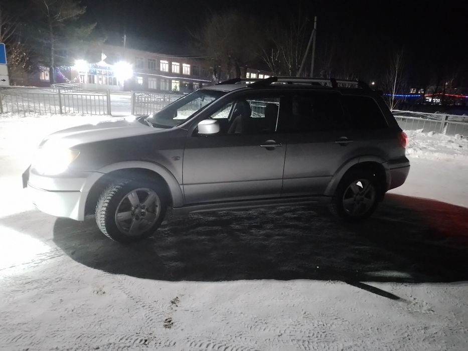 Продам  Mitsubishi Outlander 1
