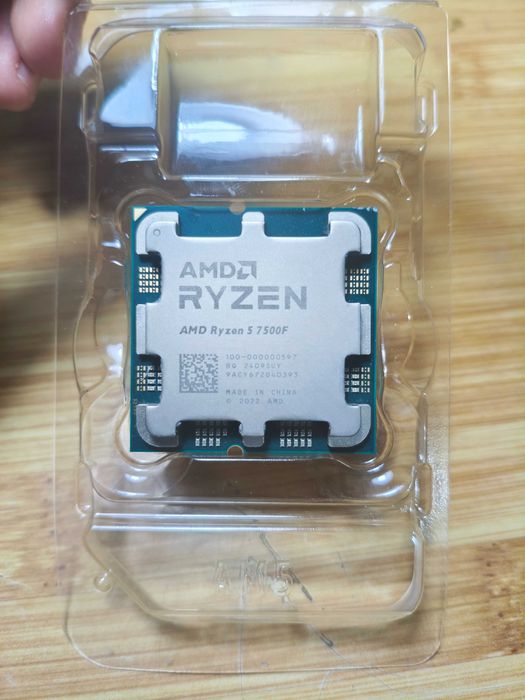 Процессор AMD Ryzen 5 7500f