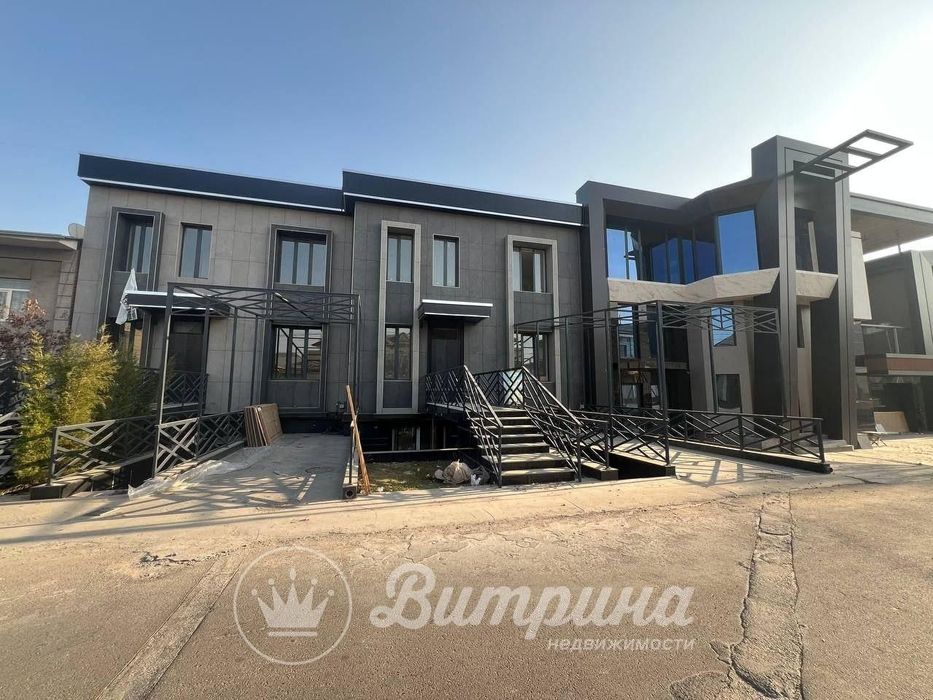 Участок 6 комнат Олтинтепа