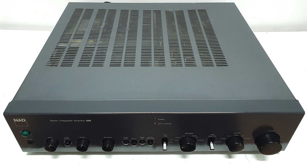 NAD 306 amplificator stereo sunet hi end statie muzica