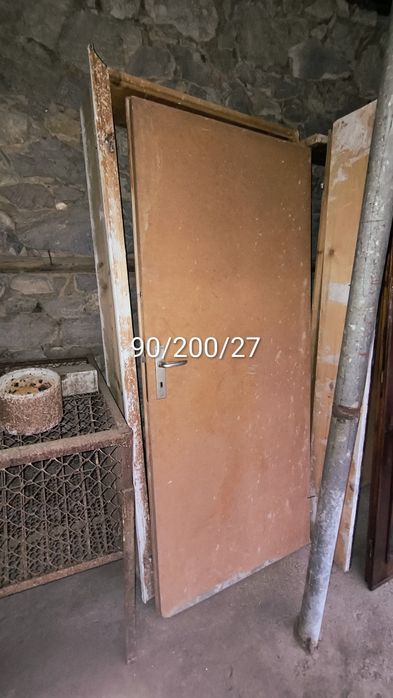 Дървени врати с каси