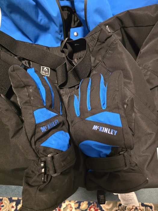 Costum SKI Mc Kinley