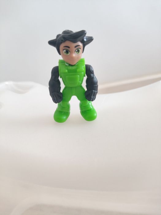 Фигурки киндер обмен