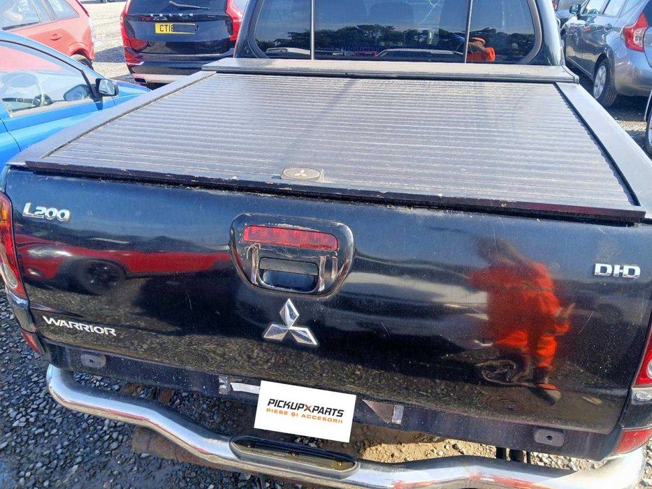 Dezmembrez Mitsubishi L200 2.5 Diesel 2007