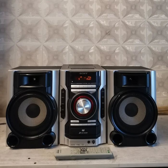 Музыкальный центр  SONY