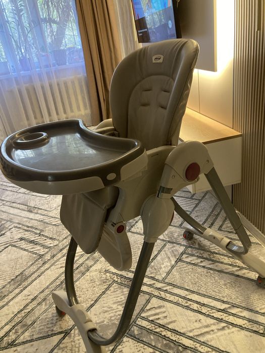 Детский стульчик жля кормления
