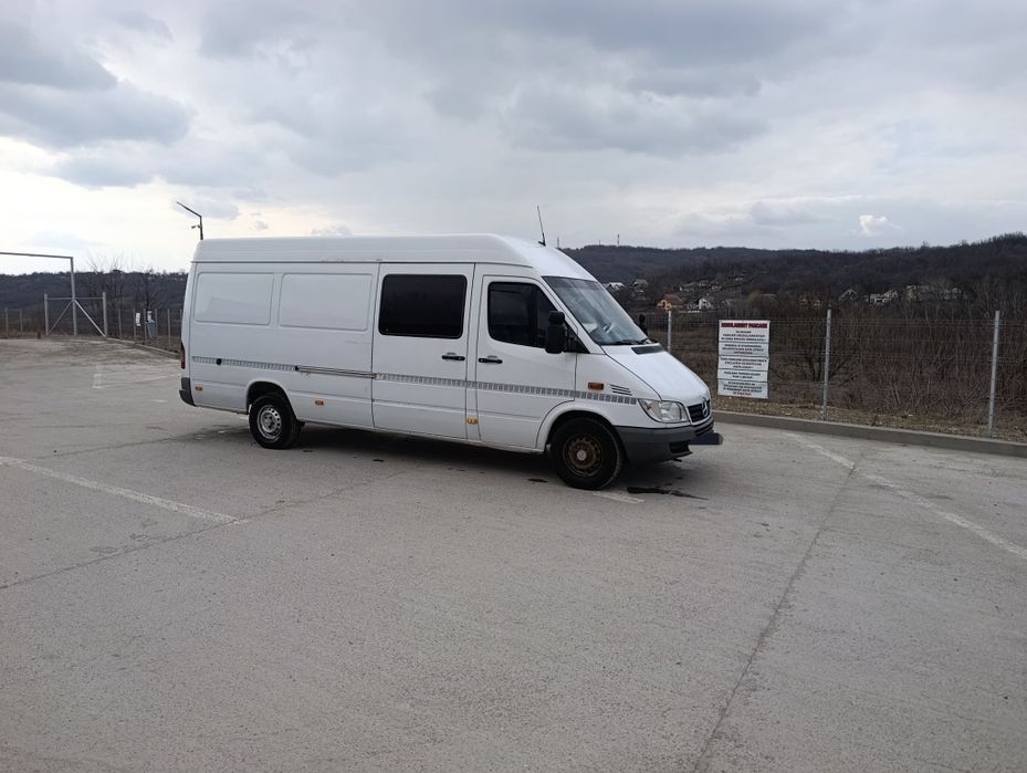 Vând mercedes sprinter 2.7